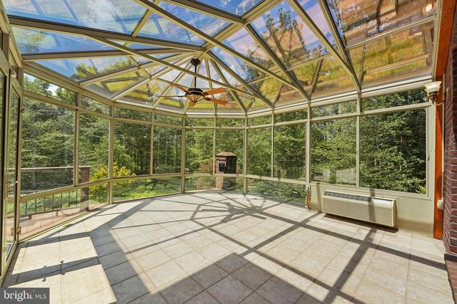 15 OLD COVERED BRIDGE RD, Newtown Square, PA 19073