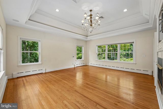 15 OLD COVERED BRIDGE RD, Newtown Square, PA 19073