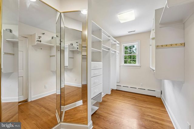 15 OLD COVERED BRIDGE RD, Newtown Square, PA 19073