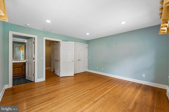 15 OLD COVERED BRIDGE RD, Newtown Square, PA 19073