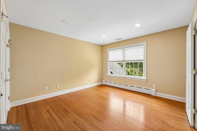 15 OLD COVERED BRIDGE RD, Newtown Square, PA 19073