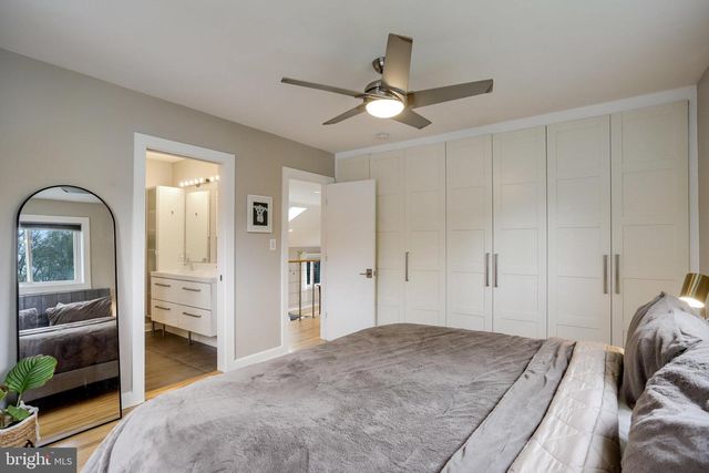 4522 TRAYMORE ST, Bethesda, MD 20814