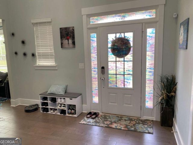 202 Oakleigh Pointe Drive, Dallas, GA 30157