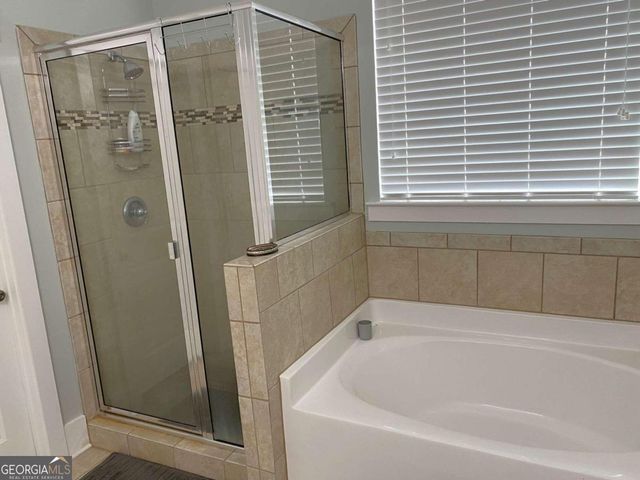 202 Oakleigh Pointe Drive, Dallas, GA 30157