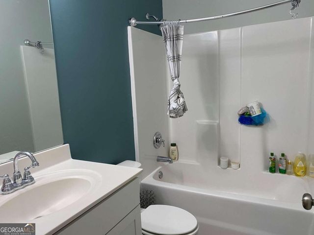 202 Oakleigh Pointe Drive, Dallas, GA 30157