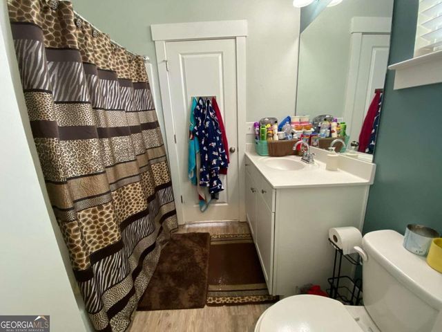 202 Oakleigh Pointe Drive, Dallas, GA 30157