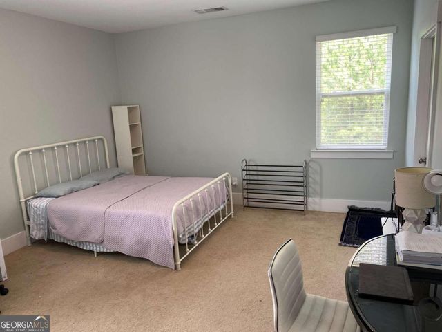 202 Oakleigh Pointe Drive, Dallas, GA 30157