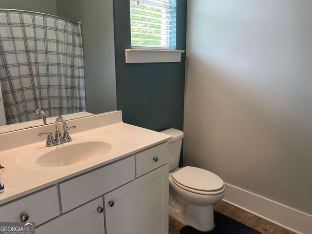 202 Oakleigh Pointe Drive, Dallas, GA 30157
