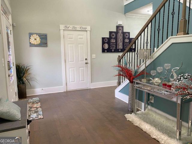 202 Oakleigh Pointe Drive, Dallas, GA 30157