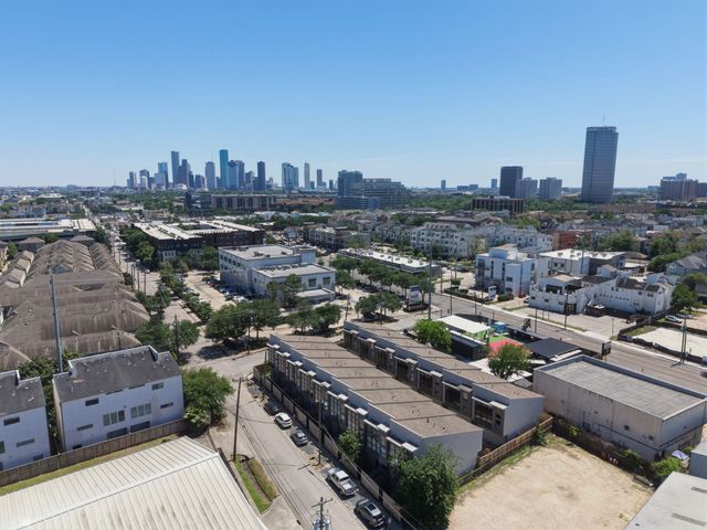 1039 Bonner Street, Houston, TX 77007