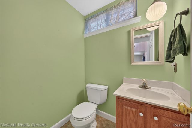 6611 Paul Revere Lane, Canton Charter Township, MI 48187