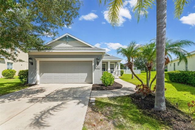4946 NEWPORT NEWS CIRCLE, Bradenton, FL 34211