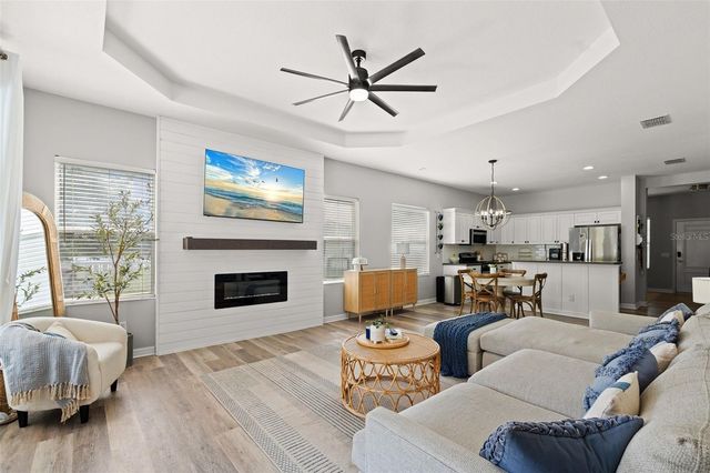 4946 NEWPORT NEWS CIRCLE, Bradenton, FL 34211