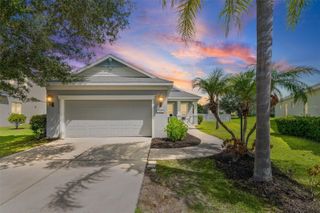 4946 NEWPORT NEWS CIRCLE, Bradenton, FL 34211