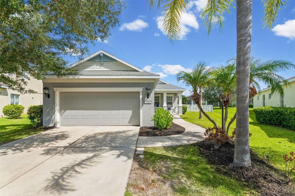 Image 46 of property listing at 4946 NEWPORT NEWS CIRCLE, Bradenton, FL 34211