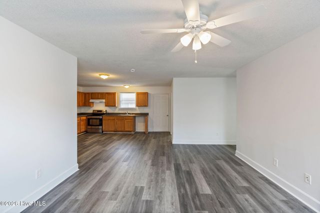 3913 Prices Lane, Wilmington, NC 28405