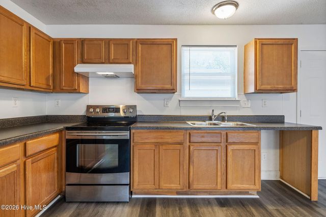 3913 Prices Lane, Wilmington, NC 28405