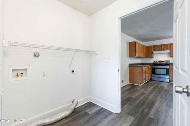 3913 Prices Lane, Wilmington, NC 28405