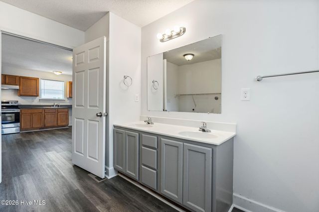 3913 Prices Lane, Wilmington, NC 28405