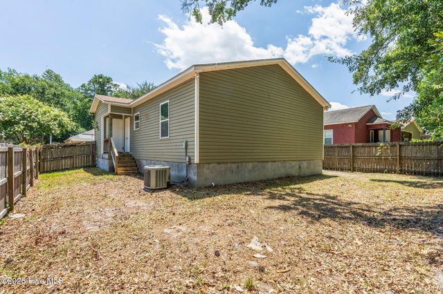 3913 Prices Lane, Wilmington, NC 28405