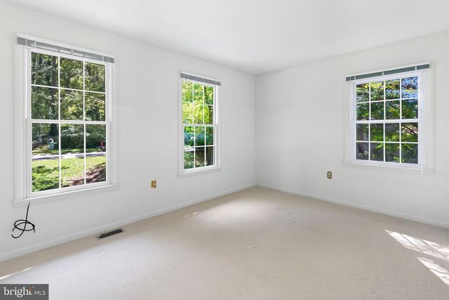 5694 FRENCH AVE, Eldersburg, MD 21784