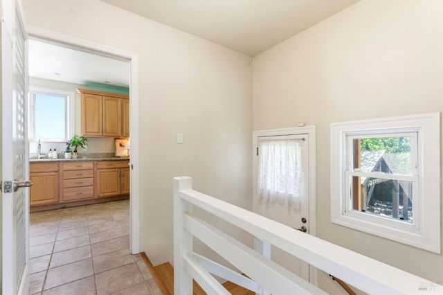 729 First St, Rodeo, CA 94572