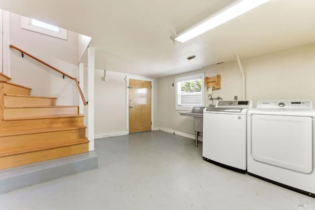 729 First St, Rodeo, CA 94572
