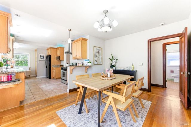 729 First St, Rodeo, CA 94572