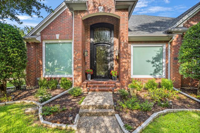 7536 Primrose Drive, Irving, TX 75063