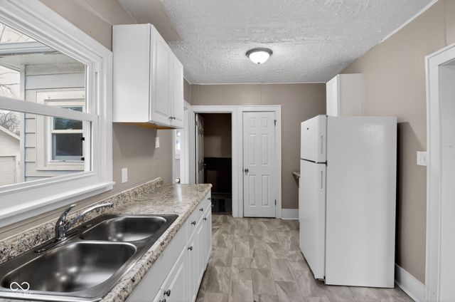 3640 N Temple Avenue, Indianapolis, IN 46218