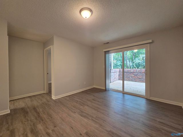 211 Knollridge Circle 211, Huntsville, AL 35801