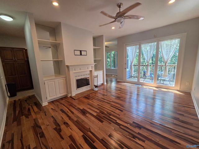 211 Knollridge Circle 211, Huntsville, AL 35801
