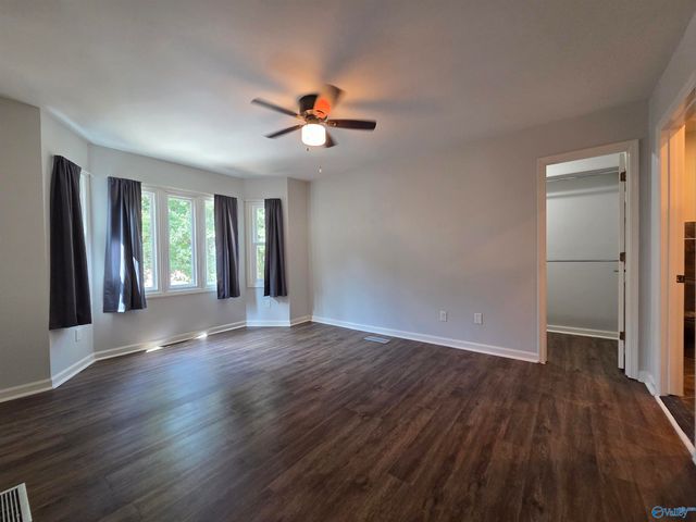 211 Knollridge Circle 211, Huntsville, AL 35801