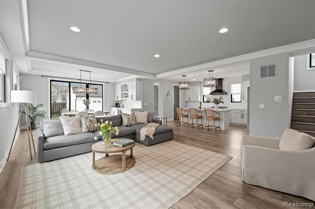 1326 Cedar Drive, Birmingham, MI 48009