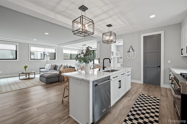 1326 Cedar Drive, Birmingham, MI 48009