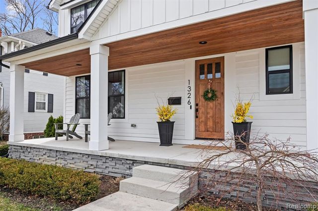 1326 Cedar Drive, Birmingham, MI 48009