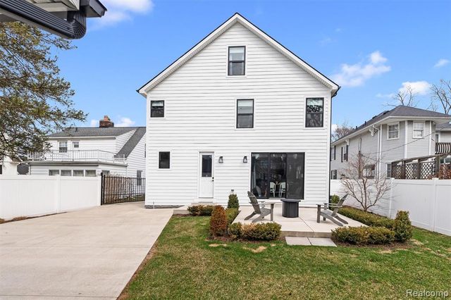 1326 Cedar Drive, Birmingham, MI 48009