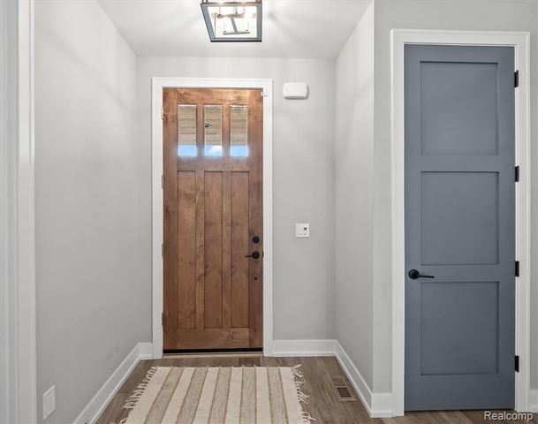 1326 Cedar Drive, Birmingham, MI 48009