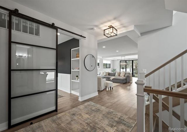 1326 Cedar Drive, Birmingham, MI 48009