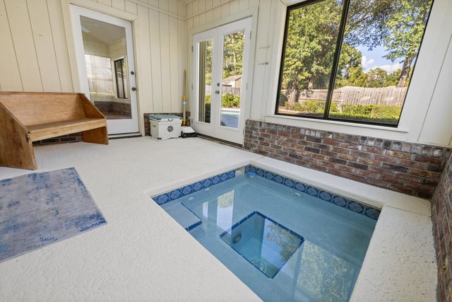 103 Rockywood Way, Niceville, FL 32578