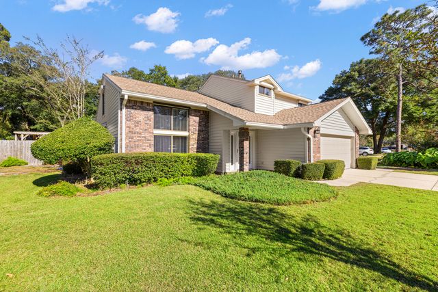 103 Rockywood Way, Niceville, FL 32578