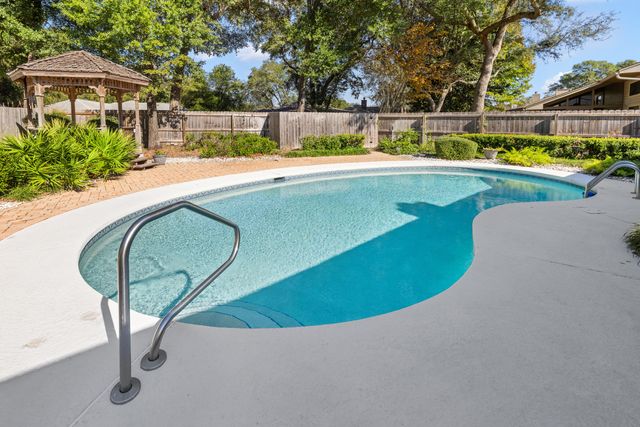 103 Rockywood Way, Niceville, FL 32578