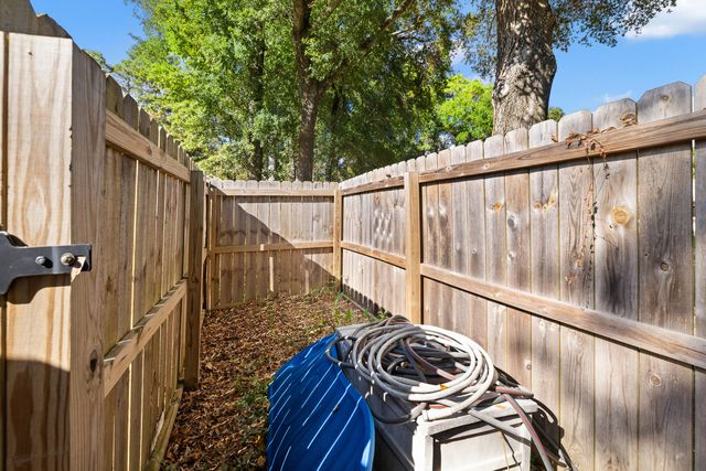 103 Rockywood Way, Niceville, FL 32578