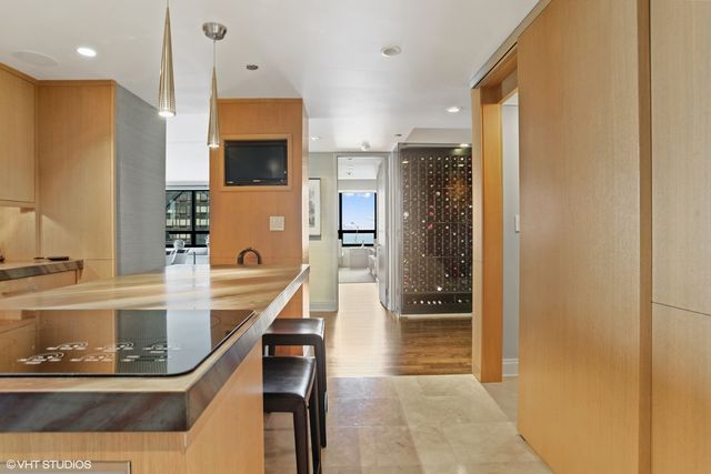 180 E Pearson Street 6401, Chicago, IL 60611