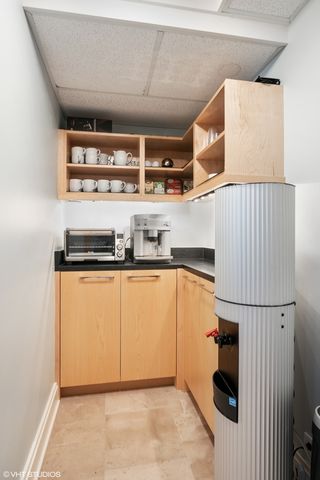 180 E Pearson Street 6401, Chicago, IL 60611