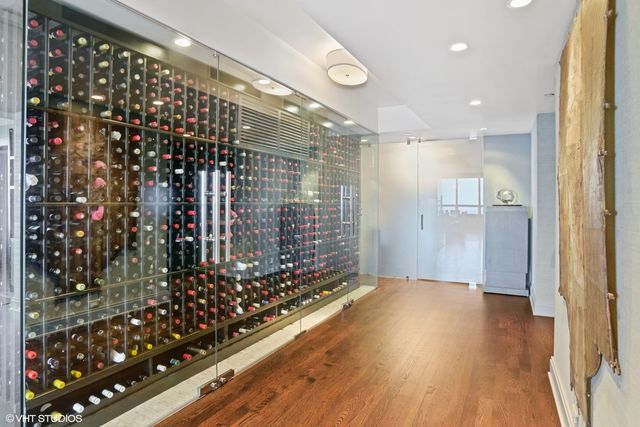 180 E Pearson Street 6401, Chicago, IL 60611