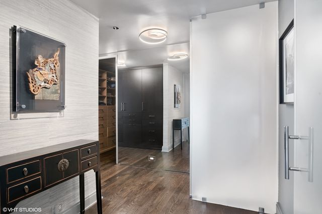 180 E Pearson Street 6401, Chicago, IL 60611