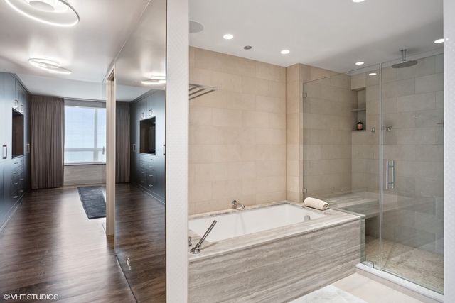 180 E Pearson Street 6401, Chicago, IL 60611