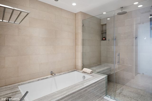 180 E Pearson Street 6401, Chicago, IL 60611