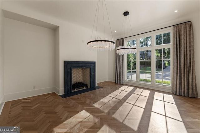 3517 Knollwood Drive NW, Atlanta, GA 30305